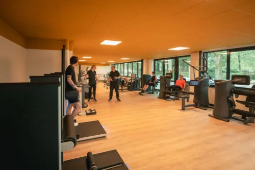 Sportschool met E-gym apparatuur in Wapenveld